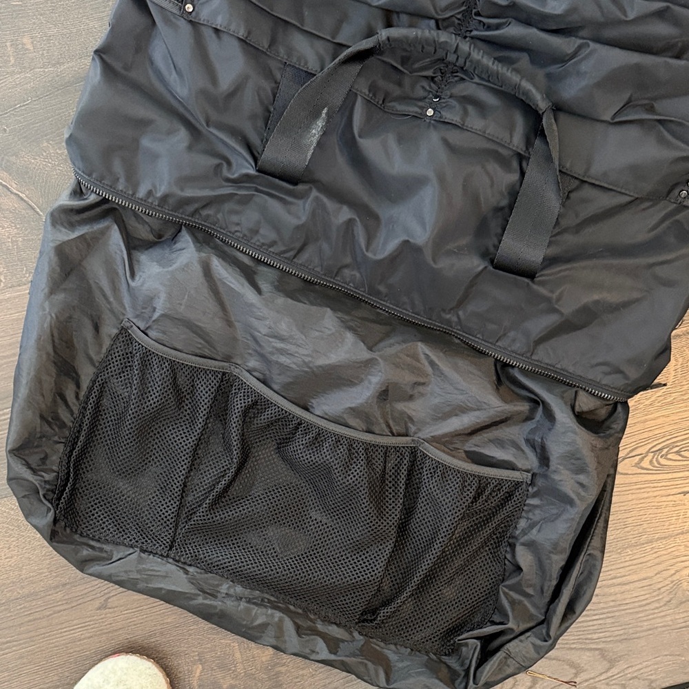 Zella (Nordstrom) gym/yoga bag - Picture 5 of 7